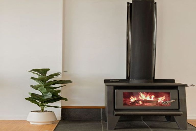 Photo of property in 45 Dart Place, Fernhill, Queenstown, 9300