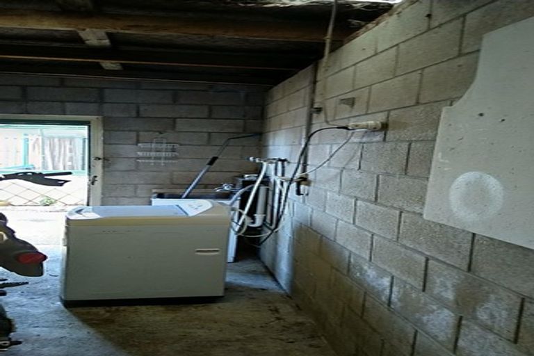 Photo of property in 31 Mcintosh Road, Brighton, Dunedin, 9035