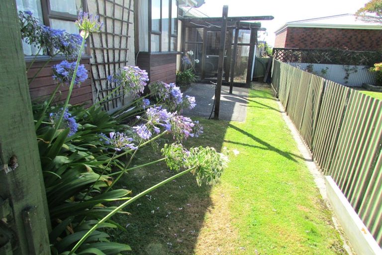 Photo of property in 2/19 Cowper Street, Greymouth, 7805