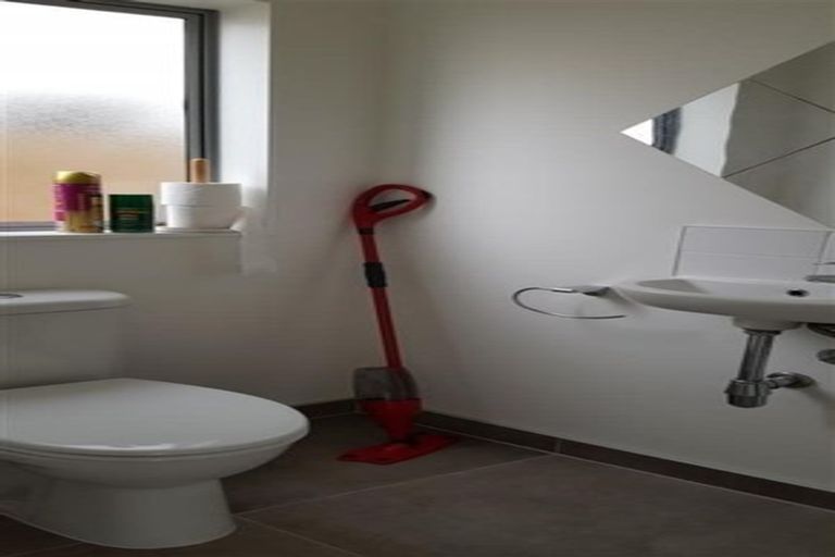 Photo of property in 1/26 Hollowout Street, Takanini, 2112