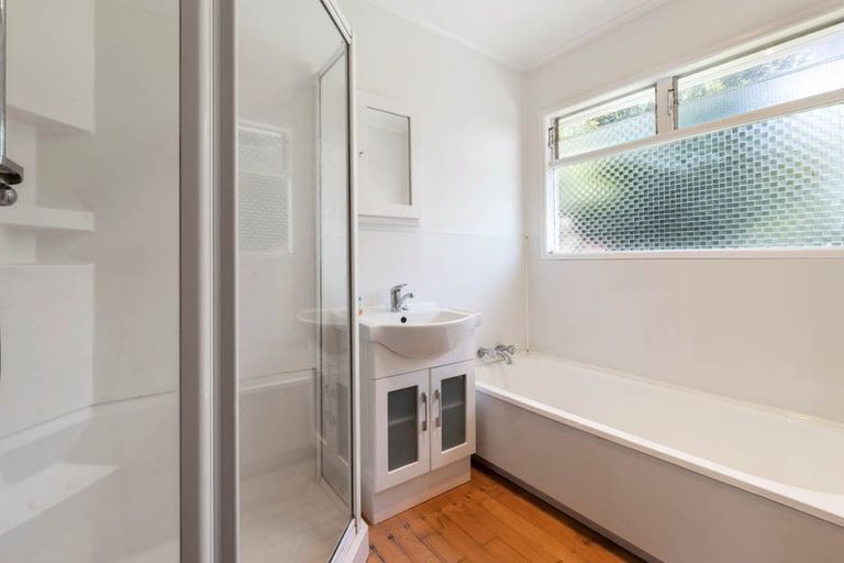 Photo of property in 62 Ferguson Street, Manurewa East, Auckland, 2102