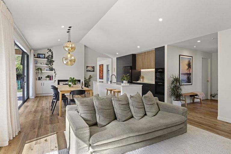 Photo of property in 3 Waipatukahu Lane, Raglan, 3225