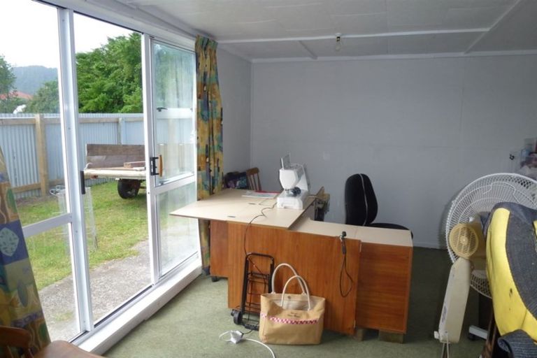 Photo of property in 63 Doyle Street, Blaketown, Greymouth, 7805