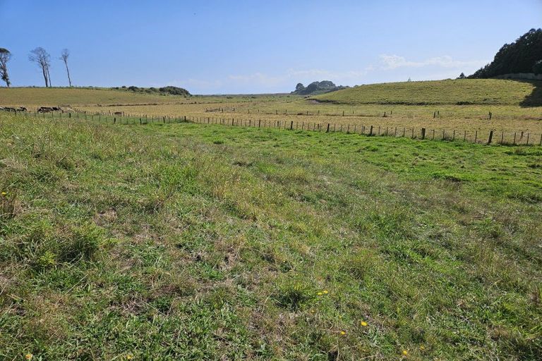 Photo of property in 2155c State Highway 2, Pukehina, 3186