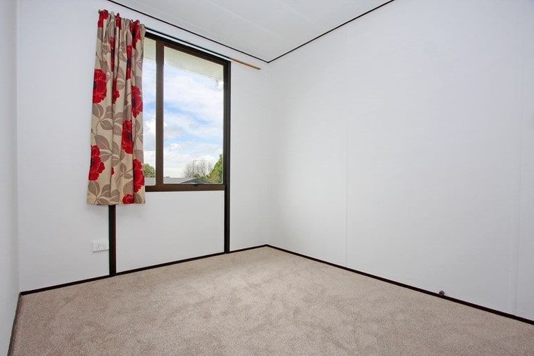 Photo of property in 1/27 Nearco Street, Randwick Park, Auckland, 2105