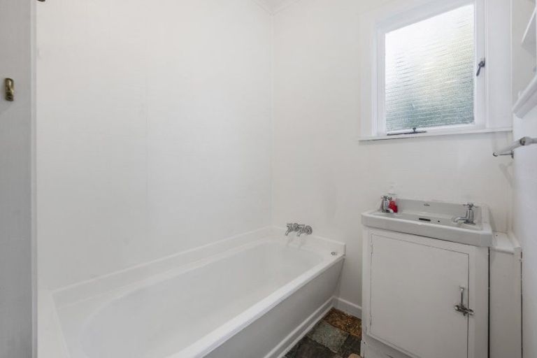 Photo of property in 81 Spencer Road, Lake Tarawera, Rotorua, 3076