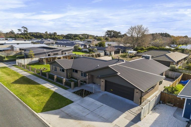 Photo of property in 508a Richmond Street, Lepperton, New Plymouth, 4373