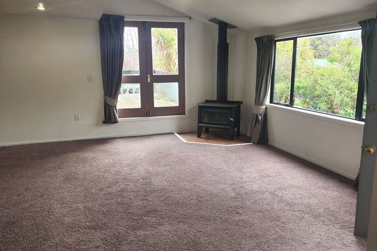 Photo of property in 196 Main Road South, Raumati South, Paraparaumu, 5032