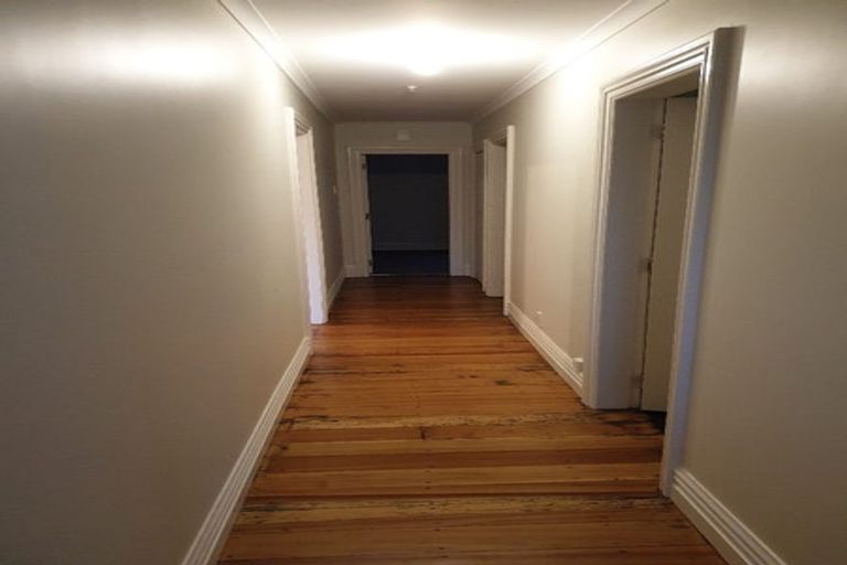 Photo of property in 87 Austin Street, Mount Victoria, Wellington, 6011
