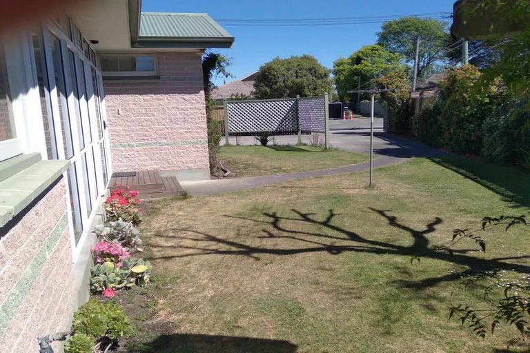 Photo of property in 95 Inwoods Road, Parklands, Christchurch, 8083