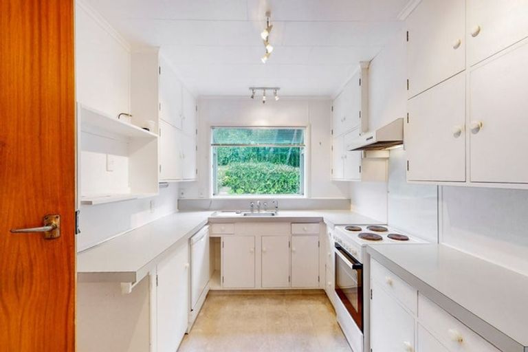 Photo of property in 65 Spencer Street, Crofton Downs, Wellington, 6035