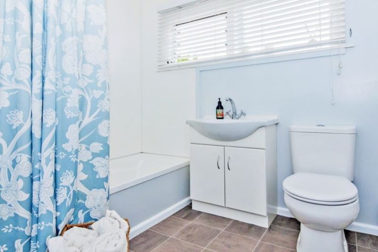 Photo of property in 12 D'arcy Street, Leeston, 7632