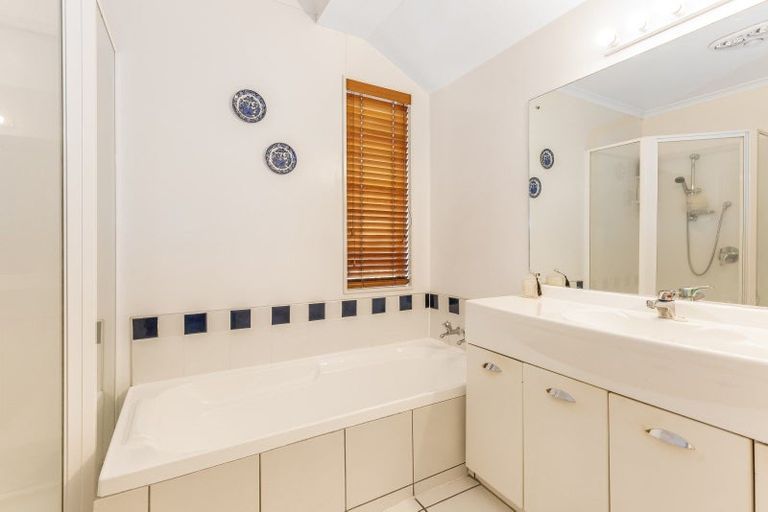 Photo of property in 1 Blakey Avenue, Karori, Wellington, 6012