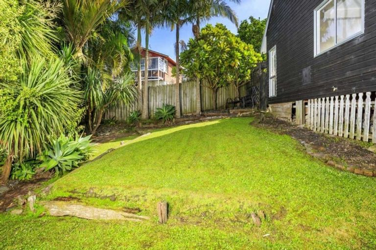 Photo of property in 2/31 Lake Road, Devonport, Auckland, 0624