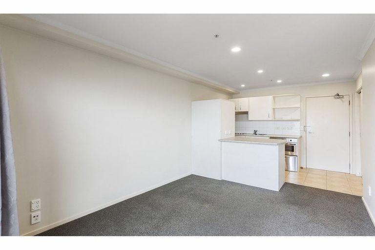 Photo of property in The Rennaissance, 4d/18 Ronwood Avenue, Manukau, Auckland, 2104