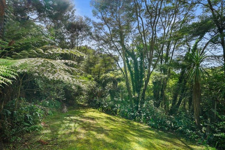 Photo of property in 17 Mcclintock Road, Massey, Auckland, 0614