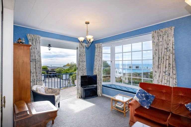 Photo of property in 6 Randall Place, Hospital Hill, Napier, 4110