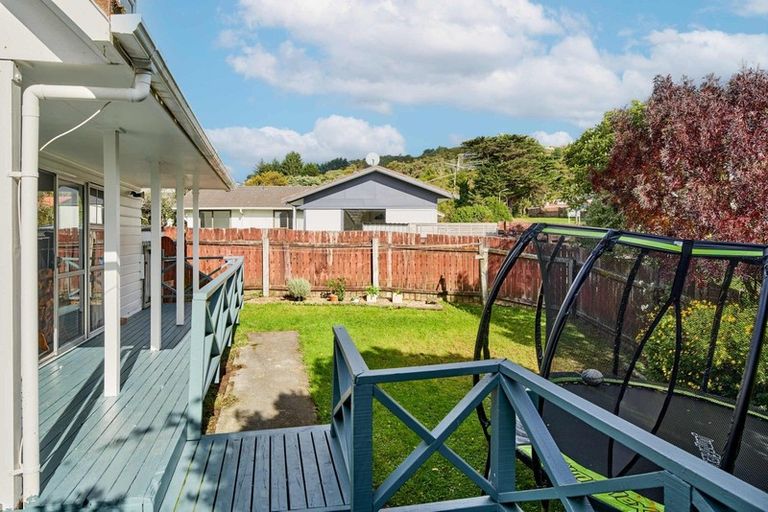 Photo of property in 1/8 Azimuth Place, Whitby, Porirua, 5024