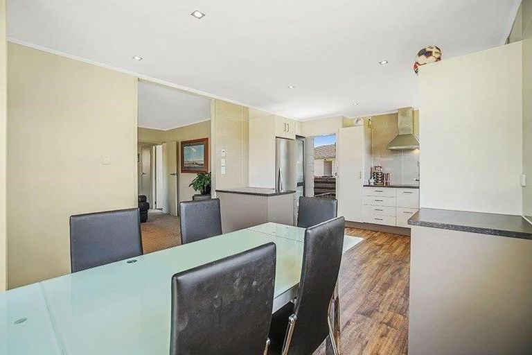 Photo of property in 23 Sidey Avenue, Clover Park, Auckland, 2019