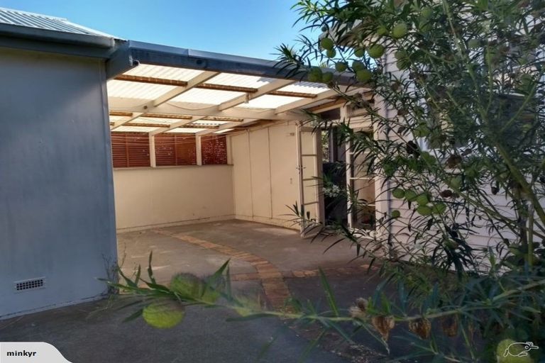 Photo of property in 29 Rutland Road, Stanley Point, Auckland, 0624
