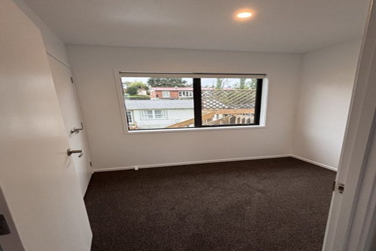 Photo of property in 1/23a Tomo Street, New Lynn, Auckland, 0600