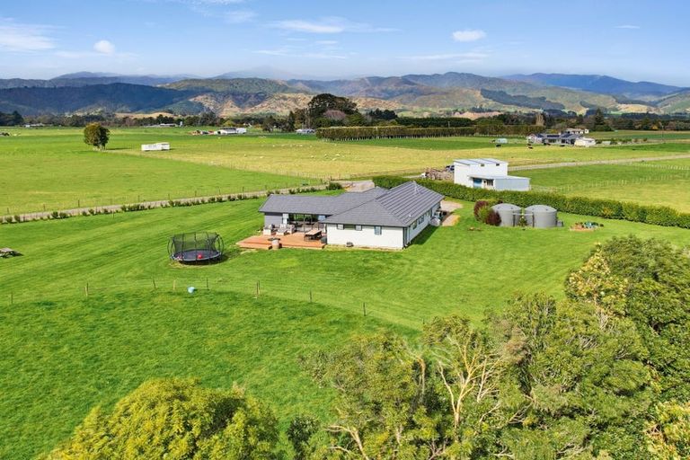 Photo of property in 283a Kimberley Road, Levin, 5571