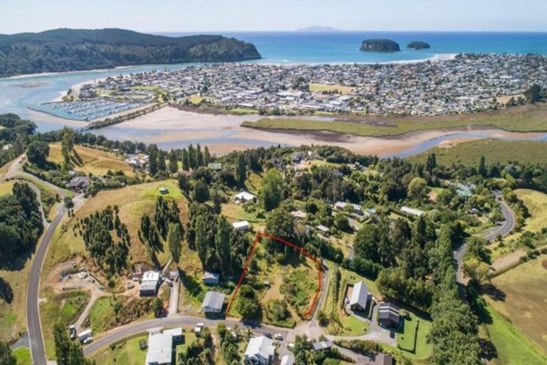 Photo of property in 14 Manuka Drive, Whangamata, 3691