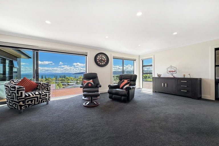 Photo of property in 5 Kittyhawk Drive, Kinloch, Taupo, 3377