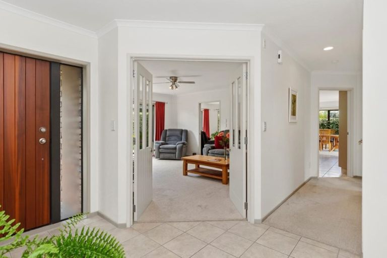 Photo of property in 23 Saint Heliers Place, Papamoa Beach, Papamoa, 3118