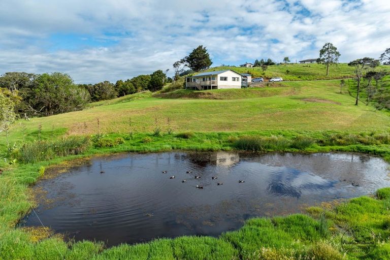 Photo of property in 134 Heatley Road, Whakapirau, Maungaturoto, 0583