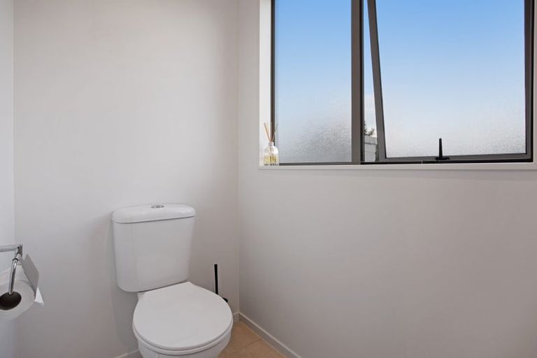 Photo of property in 137 Baverstock Road, Flat Bush, Auckland, 2016