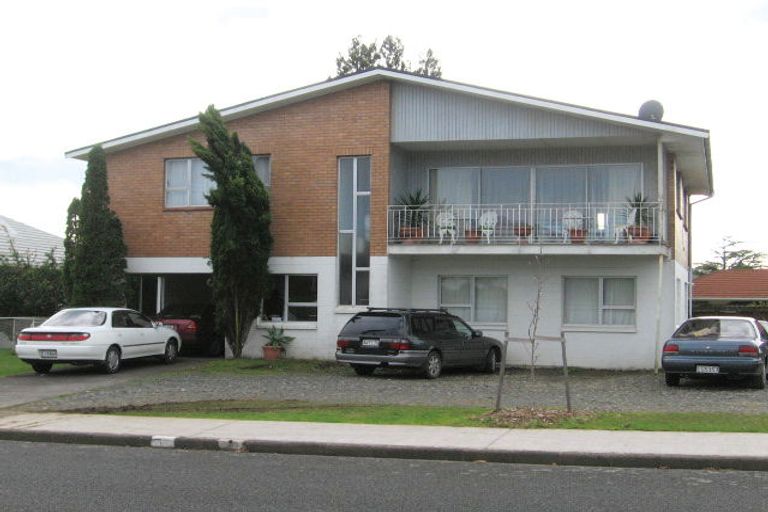 Photo of property in 64 Willoughby Avenue, Howick, Auckland, 2014