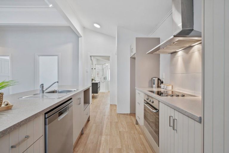 Photo of property in 10 Armstrong Avenue, Woodhill, Whangarei, 0110