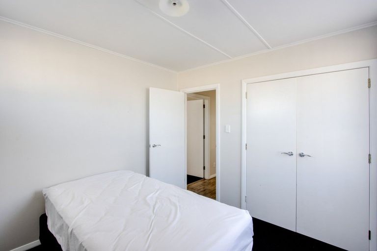 Photo of property in 8 Curling Crescent, Onekawa, Napier, 4110