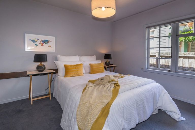 Photo of property in 18 Aylmer Street, Somerfield, Christchurch, 8024