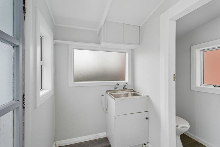 Photo of property in 228 Oxford Street, South Dunedin, Dunedin, 9012