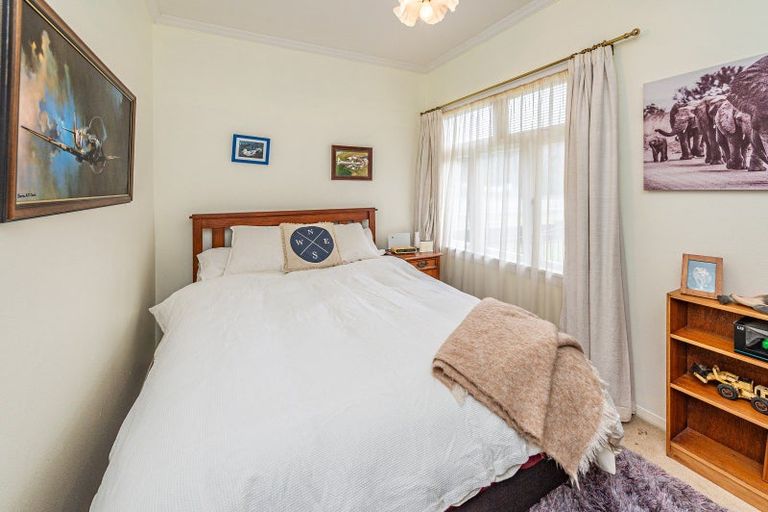 Photo of property in 20 Great North Road, Saint Johns Hill, Whanganui, 4500