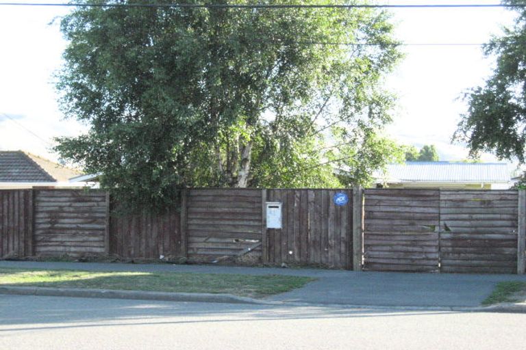 Photo of property in 41 Maces Road, Bromley, Christchurch, 8062