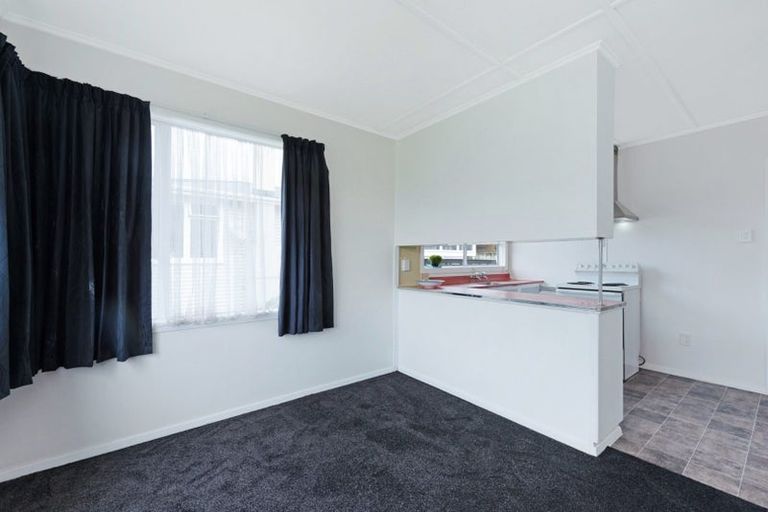 Photo of property in 26 Franklyn Road, Tawa, Wellington, 5028