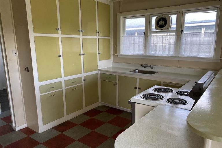 Photo of property in 75 Withells Road, Avonhead, Christchurch, 8042