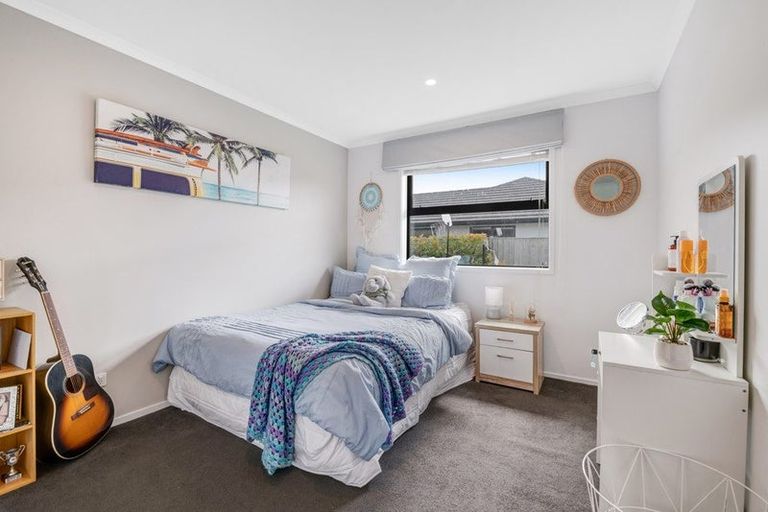 Photo of property in 6 Urumaraki Avenue, Helensville, 0800