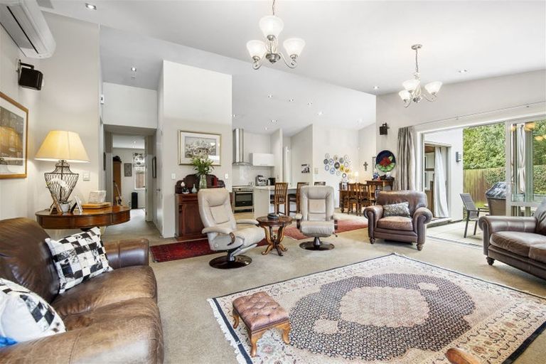 Photo of property in 6 Federer Lane, Bishopdale, Christchurch, 8053