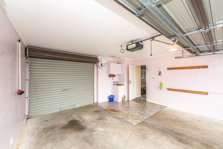 Photo of property in 1 Loader Place, Tawhero, Whanganui, 4501