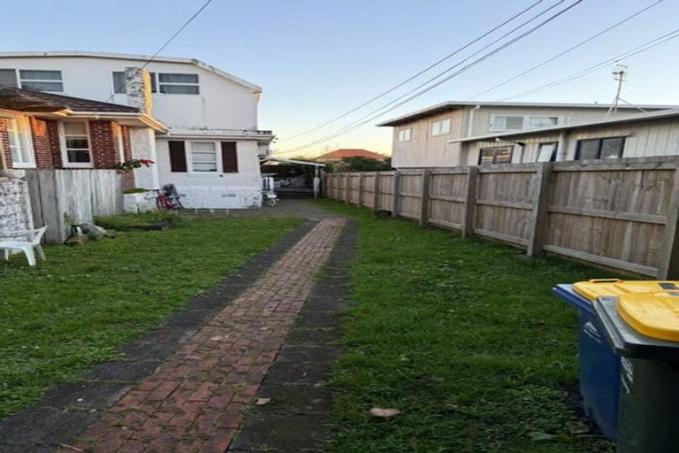 Photo of property in 3/4 Sydney Street, Hauraki, Auckland, 0622