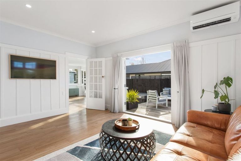 Photo of property in 102 Idris Road, Bryndwr, Christchurch, 8052