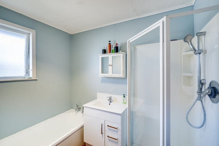 Photo of property in 11 Mcgregor Avenue, Pirimai, Napier, 4112