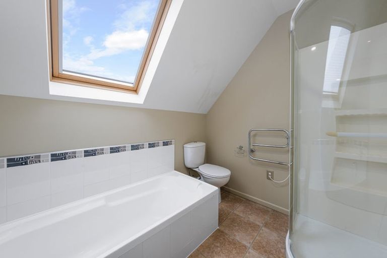 Photo of property in 9 Evergreen Place, Parklands, Christchurch, 8083