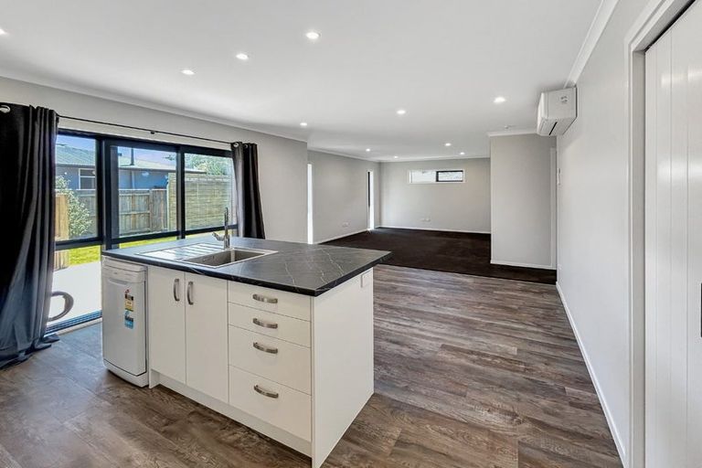 Photo of property in 12a Norwich Place, Awapuni, Palmerston North, 4412