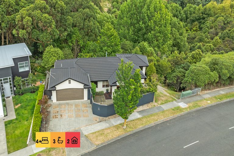 Photo of property in 40 Ruapehu Drive, Fitzherbert, Palmerston North, 4410