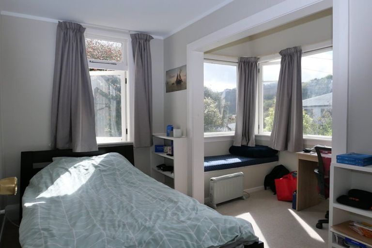 Photo of property in 339 Karori Road, Karori, Wellington, 6012